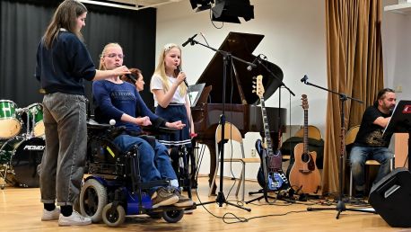 1+1=2   koncert duetů