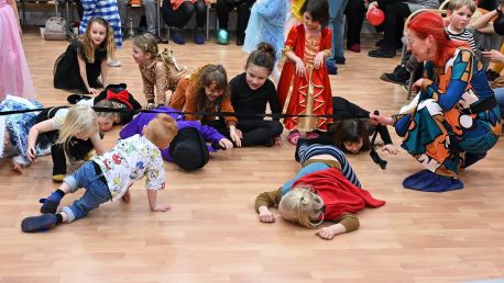 Letošní karneval byl plný barev