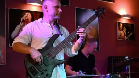Jazz v Café Evžen