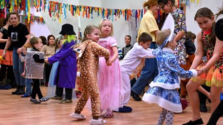 Letošní karneval byl plný barev