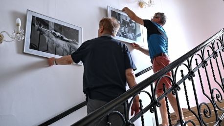Výstava fotografií Josefa Vrážela ve školní Galerii Camera