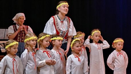Děti tančí a zpívají 2025