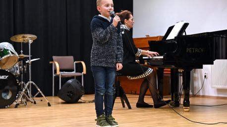 Na křídlech melodie