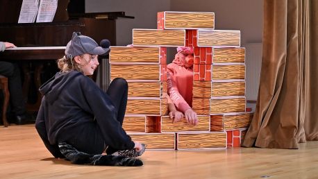 O třech prasátkách. Závěrečné vystoupení dětského Hudebního divadla