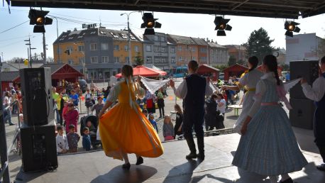 Hlubinka roztančila Mariánské náměstí