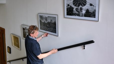 Výstava fotografií Josefa Vrážela ve školní Galerii Camera