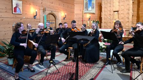 Májový koncert Komorních smyčců