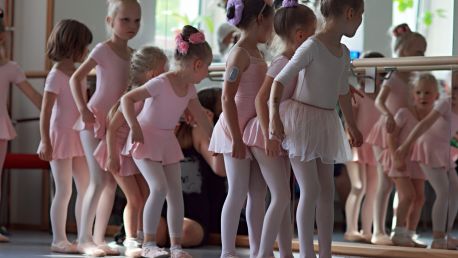 Ukázková hodina výuky baletu pro nejmenší děti