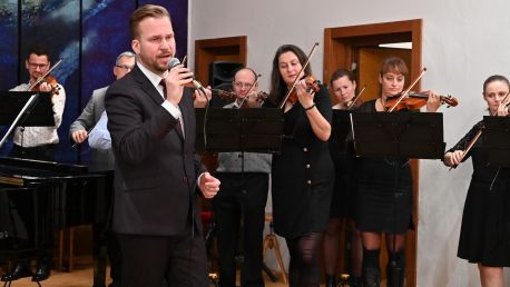 Předvánoční koncert posluchačů hudebního oboru LK