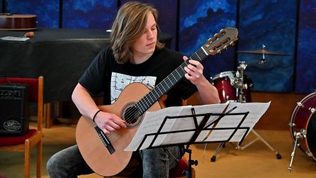 Kytarový absolvák Lukáše Petráně a Tomáše Motlocha