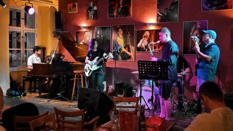 Jazz v Café Evžen