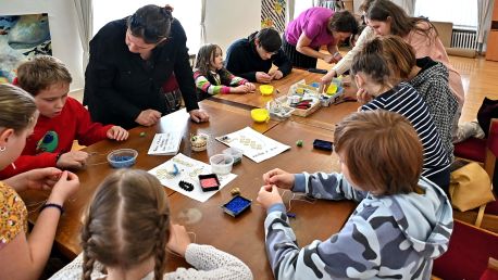 Ostravská muzejní noc 2022 na Lidové konzervatoři - šperkařský workshop