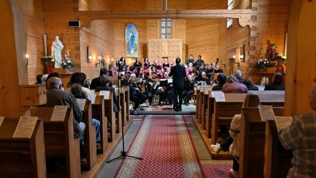 Májový koncert Komorních smyčců