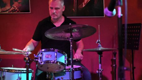 Jazz v Café Evžen