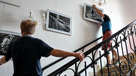 Výstava fotografií Josefa Vrážela ve školní Galerii Camera