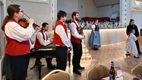 Taneční odpoledne při živé muzice