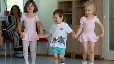 Ukázková hodina výuky baletu pro nejmenší děti