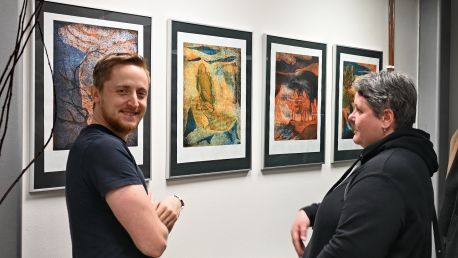 Obrazová galerie v MCUT Skořápka představuje díla M-M-M