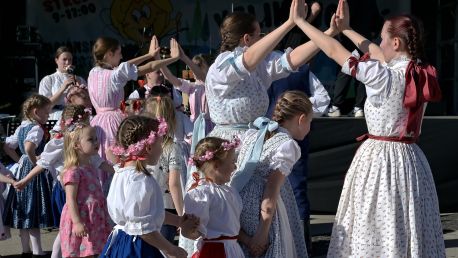 DFS Hlubinka vystoupil na Velikonočním jarmarku