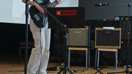 Multižánrový koncert