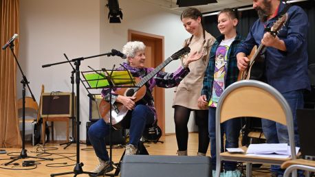 Koncert kytaristů a zasloužený velký potlesk