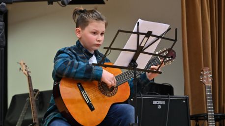 Koncert kytaristů a zasloužený velký potlesk