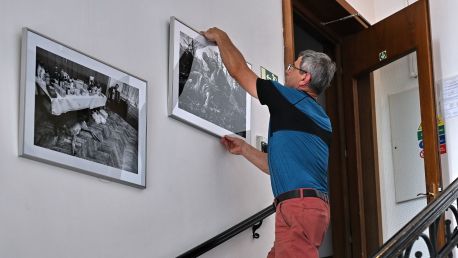Výstava fotografií Josefa Vrážela ve školní Galerii Camera