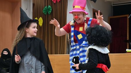 Letošní karneval byl plný barev