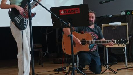 Multižánrový koncert
