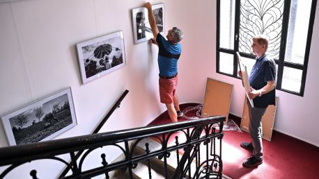 Výstava fotografií Josefa Vrážela ve školní Galerii Camera