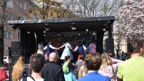 Hlubinka roztančila Mariánské náměstí