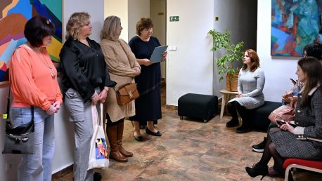 Obrazová galerie v MCUT Skořápka představuje díla M-M-M